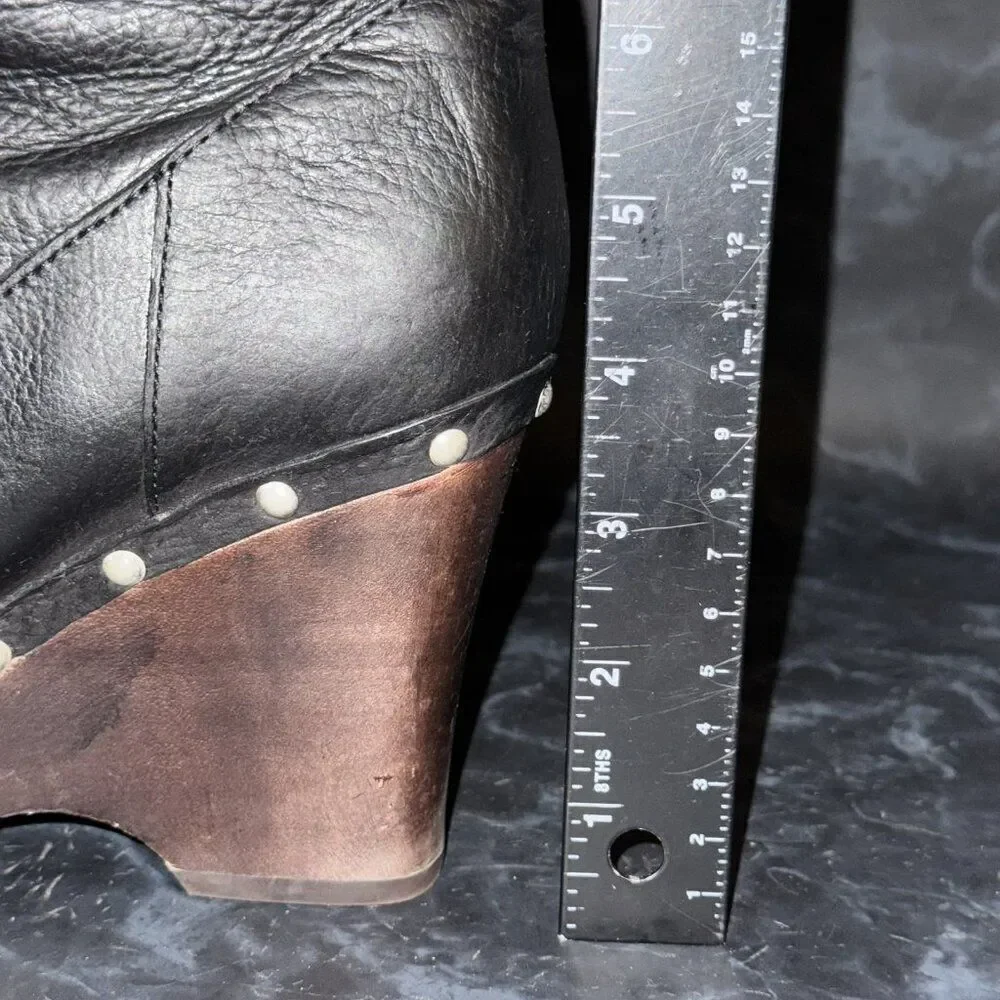 UGG Carnegie Black Nubuck Leather Wooden Wedge Heel Boots Womens Size 6